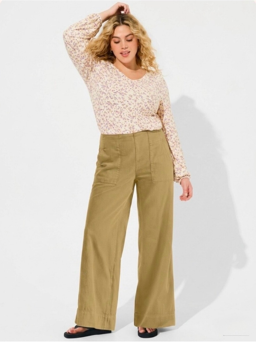 Yoeasy Gold Wide Leg Mid-Rise Pull-0n Baggy Denim Pants Size Medium NWT